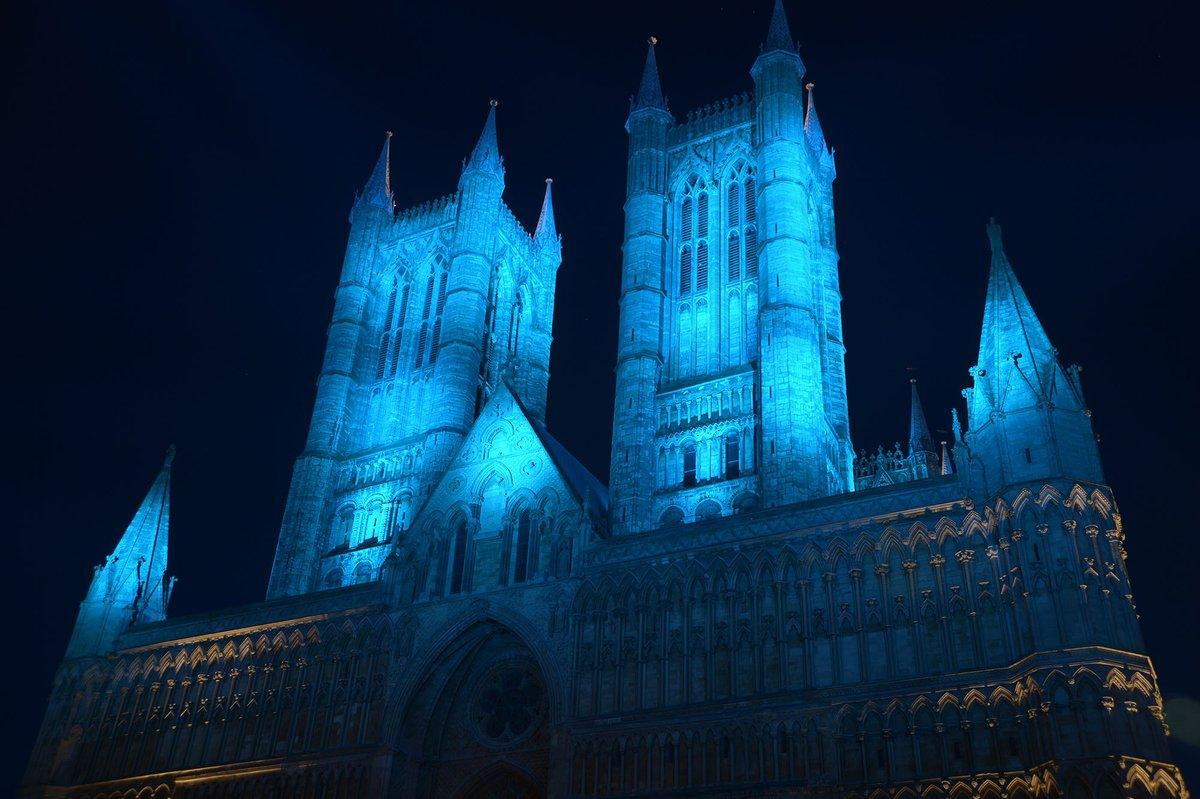 This Saturday (15 October) Lincoln Cathedral will be lit in blue and pink to mark the 20th anniversary of @BLA_Campaign
All week there will be a chapel in the south transept of the cathedral for those who wish to come and remember.  
Find out more at| https://t.co/uRgAgWhivX https://t.co/X372S47TOT