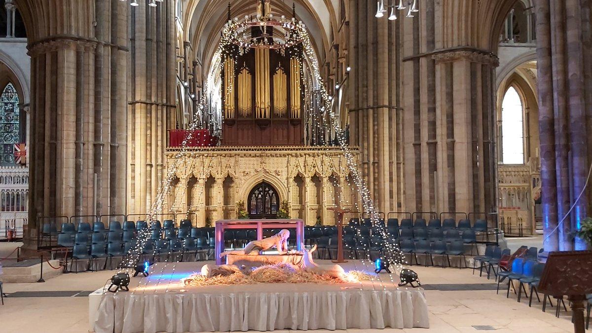 At 4pm today we have our Carol Service. Come and enjoy a reflective festive service on Christmas Eve.
Why not join us for Midnight Mass too later on at 11:30pm. You can view our other Christmas services lined up on our website at  