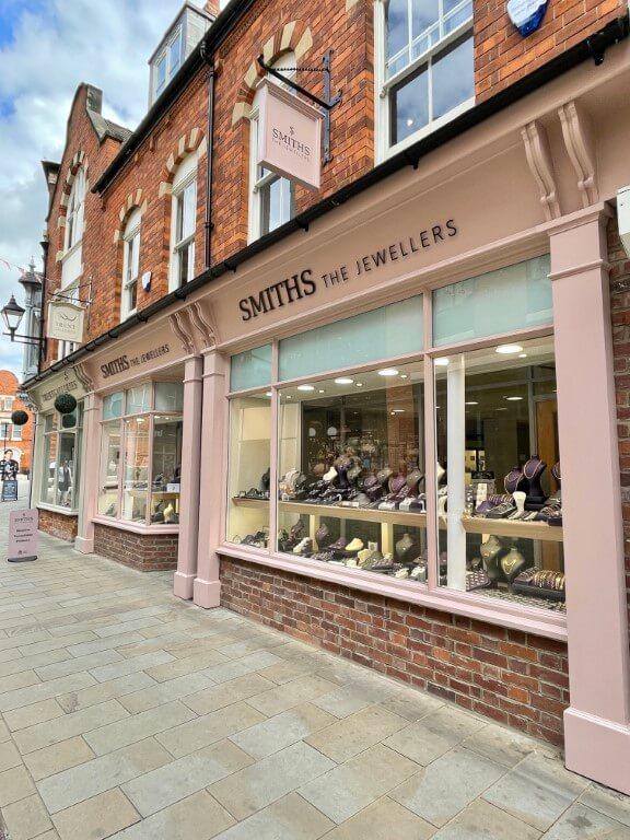 Full Time Store Manager