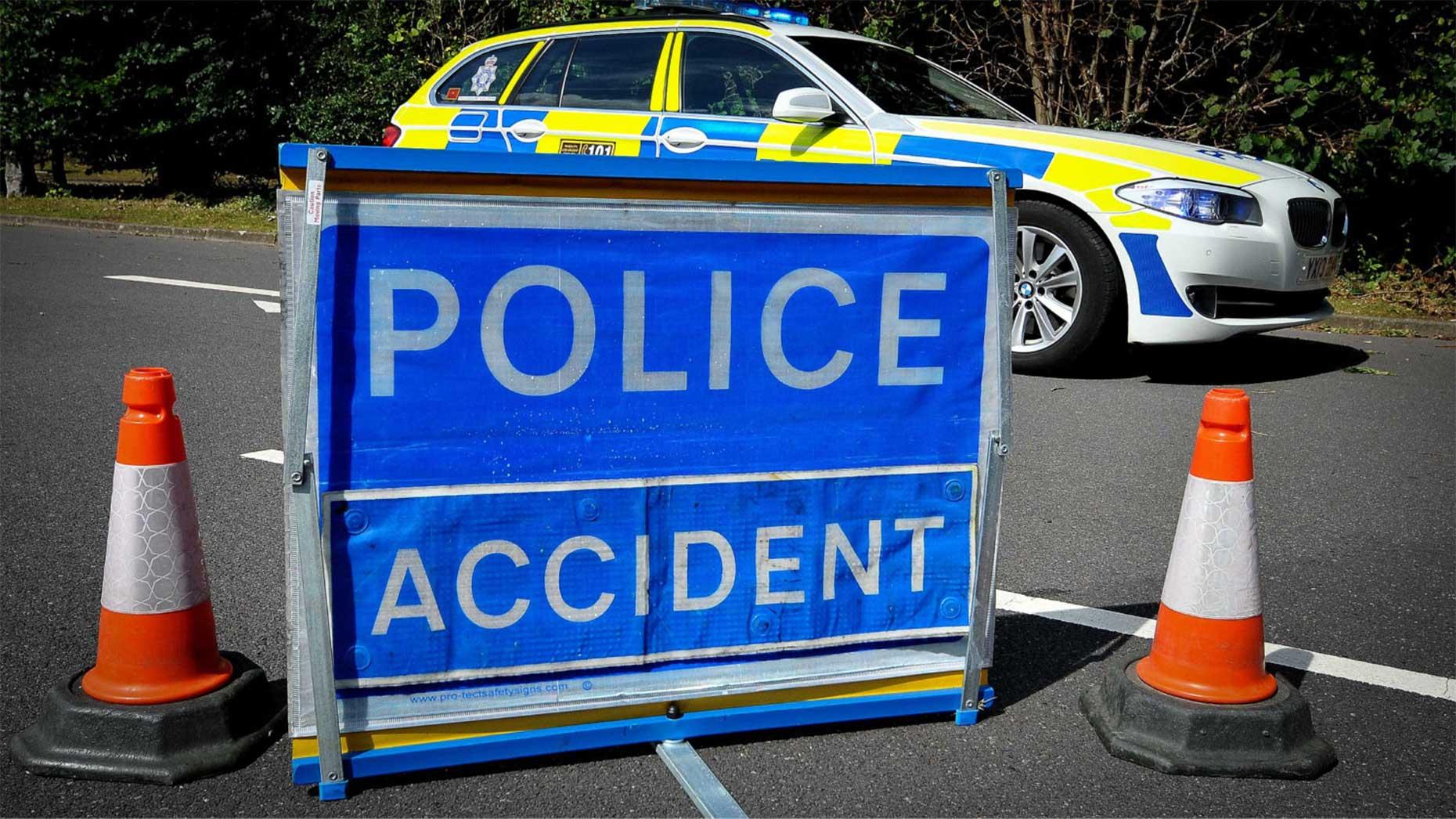 Man and toddler die in crash with lorry near Sleaford