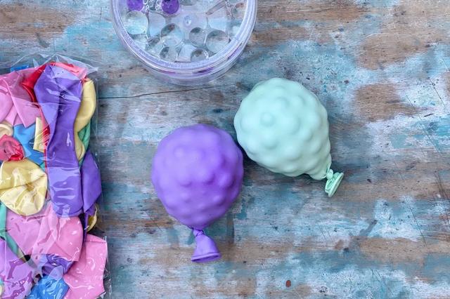 Bubble Bonanza Sensory & Fidget Toy Workshop for Ages 4-11