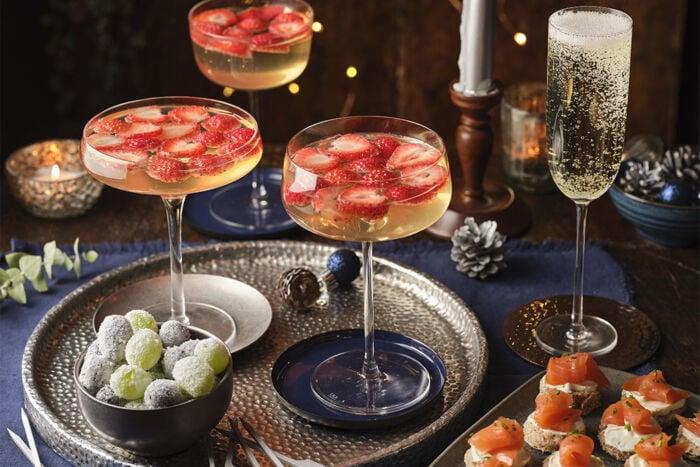 Cheers to the festivities 🥂🌟