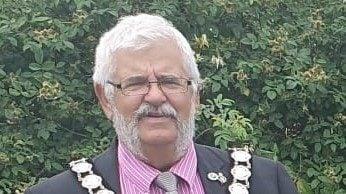 Tributes pour in for Gainsborough Mayor Tim Davies