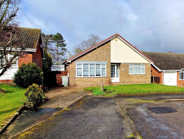2 bedroom Detached Bungalow